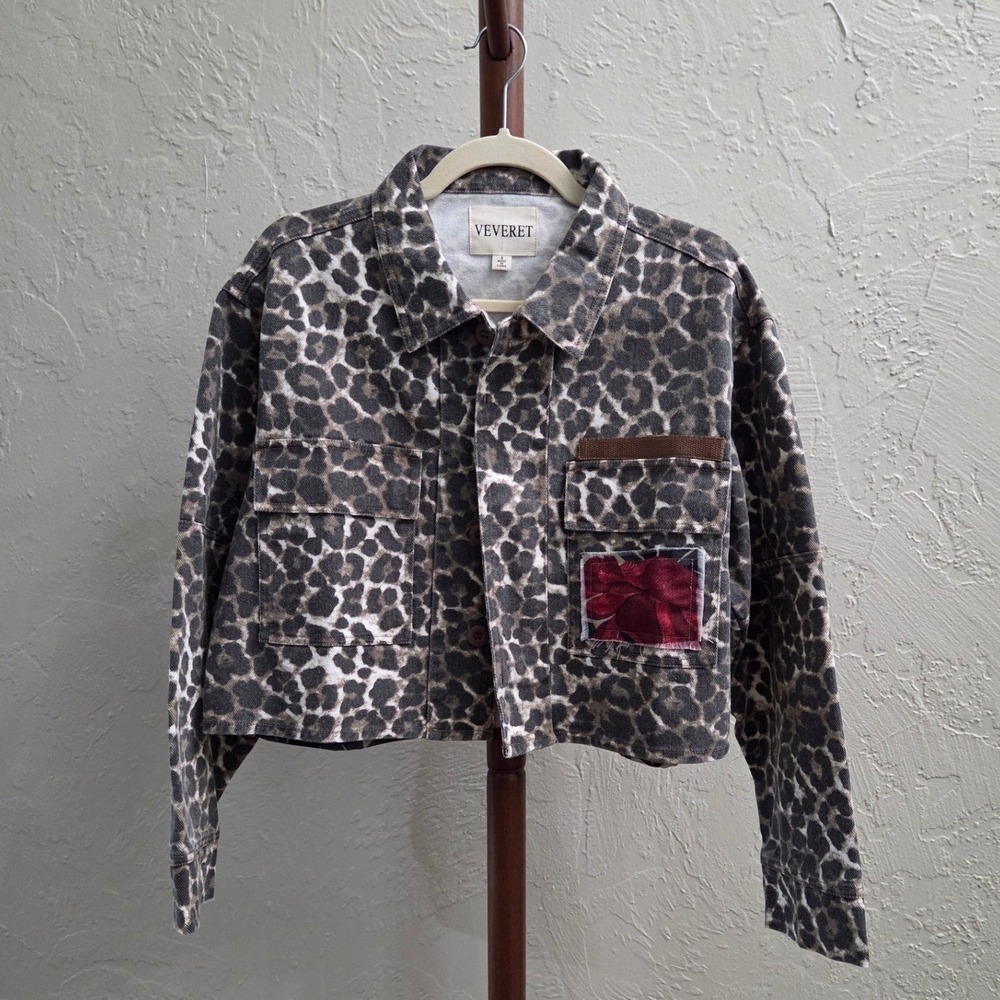 J173. Leopard Print & Rose Floral Mixed Pattern Cropped Jacket